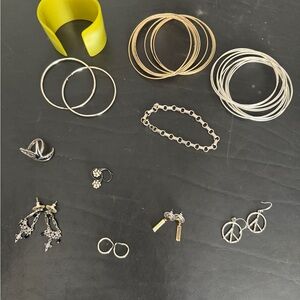 Silver tone  and Gold Tone Jewelry Sets.    Lot of 11 pieces